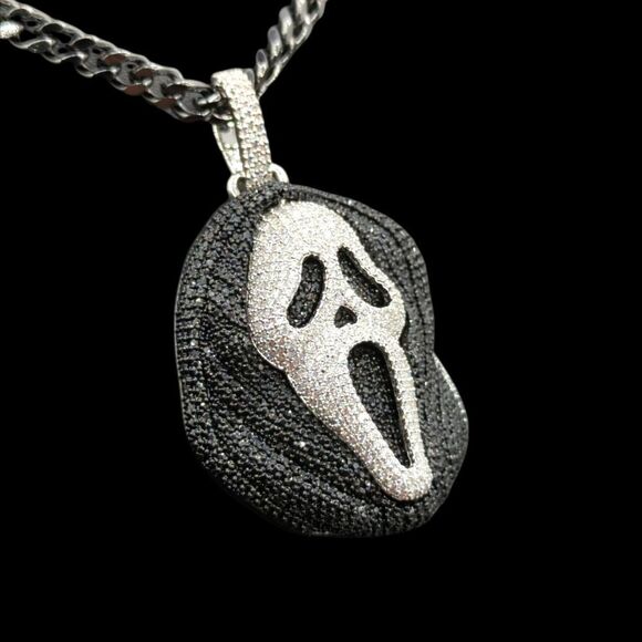 24" x 5mm Black Gun Finish Cuban Chain - Ghost Mask Pendant. - Picture 7 of 9